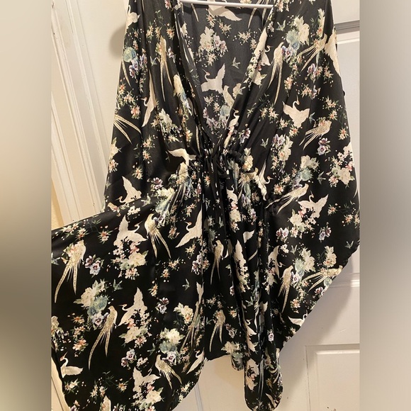 Floral Bird Print silk robe - Picture 6 of 7